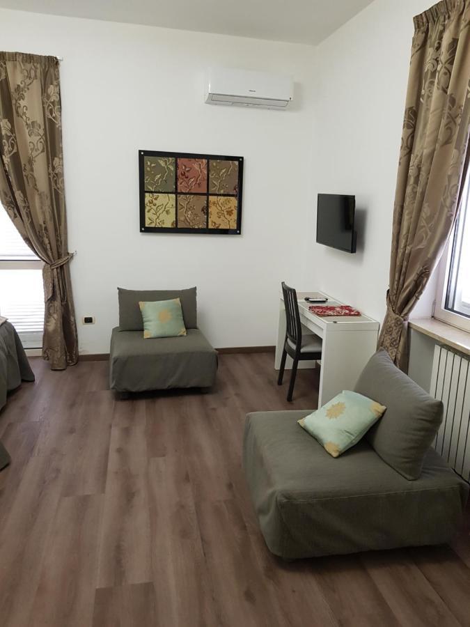 קאסרטה L'Insolita Reggia מראה חיצוני תמונה
