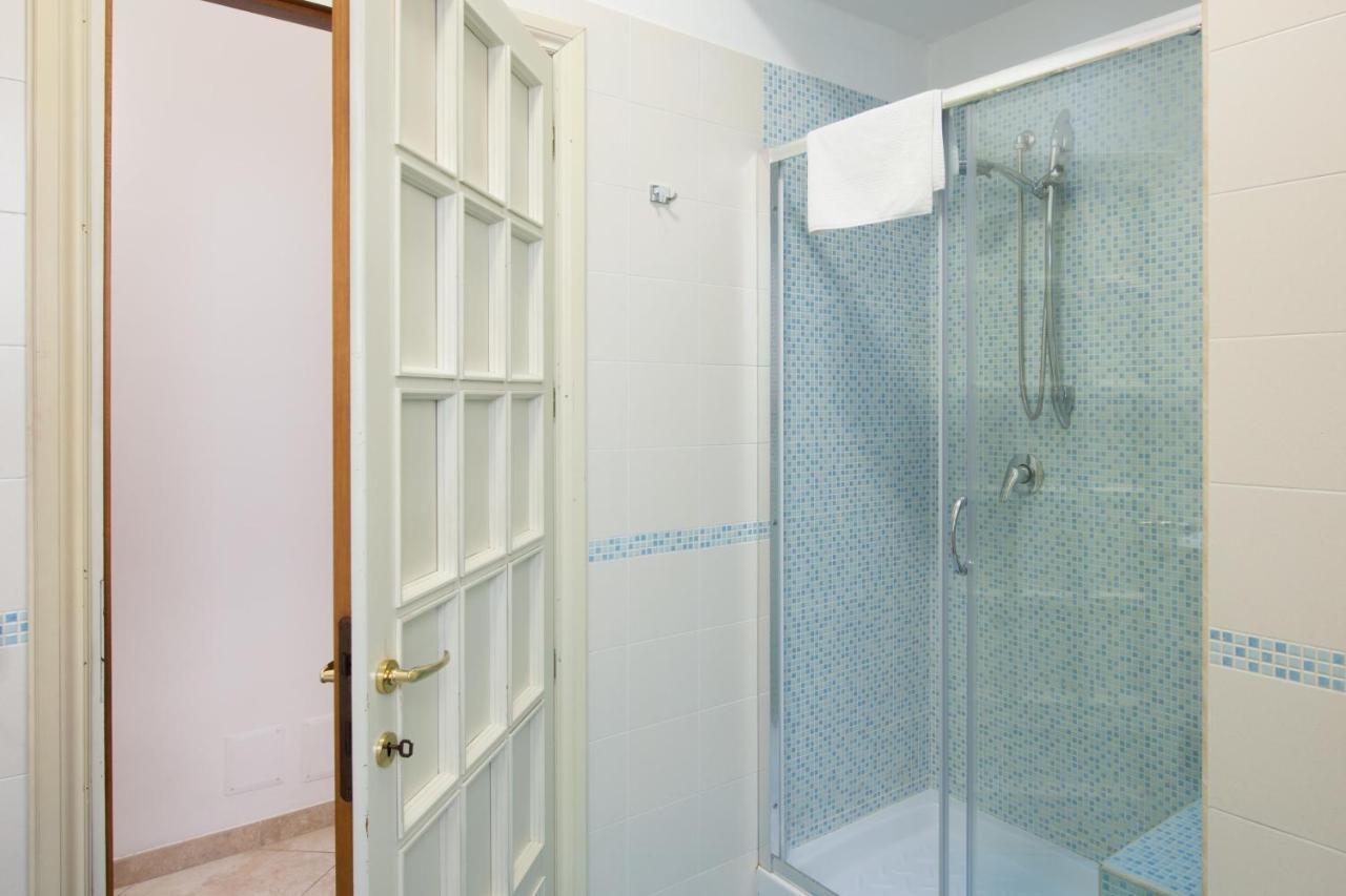 קאסרטה L'Insolita Reggia מראה חיצוני תמונה